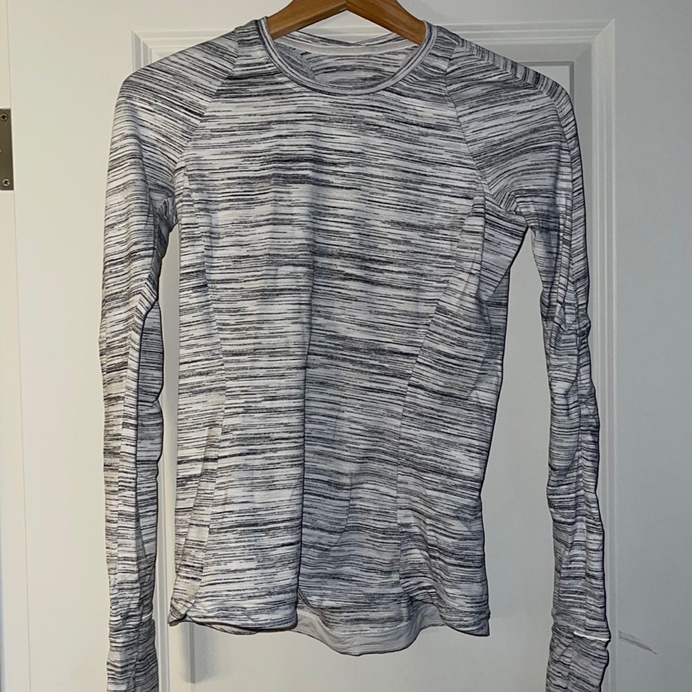 lululemon long sleeve size 4